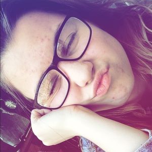 Meet your Posher, Noelle